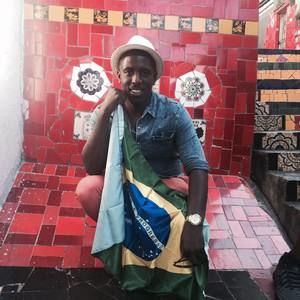 Meet your Posher, Bruce